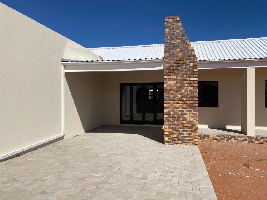3 Bedroom Property for Sale in Vredendal Western Cape